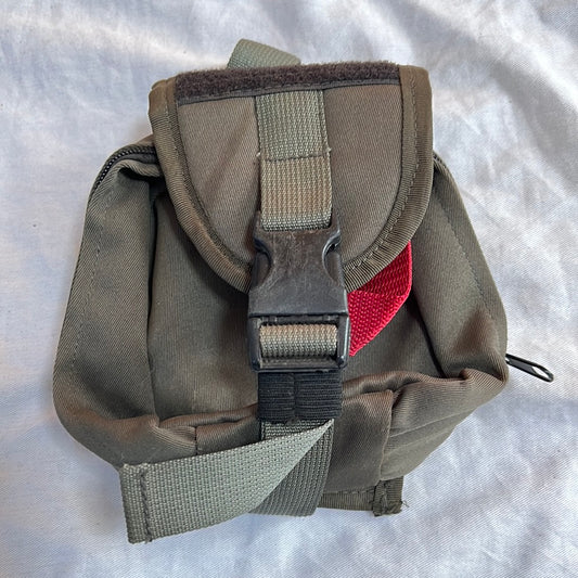 ウクライナ軍 メディカルポーチ MOLLE対応