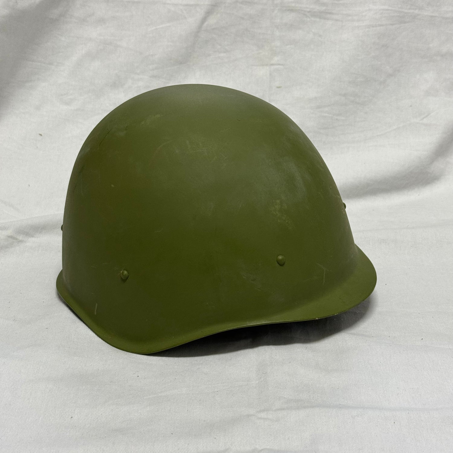 ソ連軍 ロシア軍 放出品 推定SSH-40ヘルメット(サイズ1) カバー2種付属 ソ連軍 SSh-40ヘルメット サイズ1 – ミリタリーショップ プーシュカ